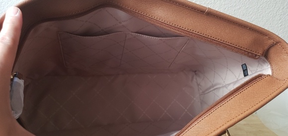 Michael Kors Large Tote - Picture 4 of 5